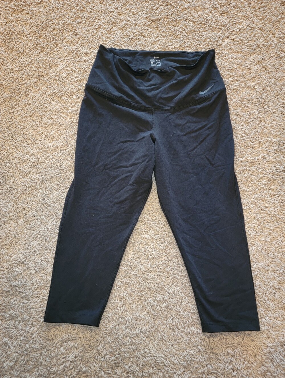 Nike Black Capri Leggings Size XL